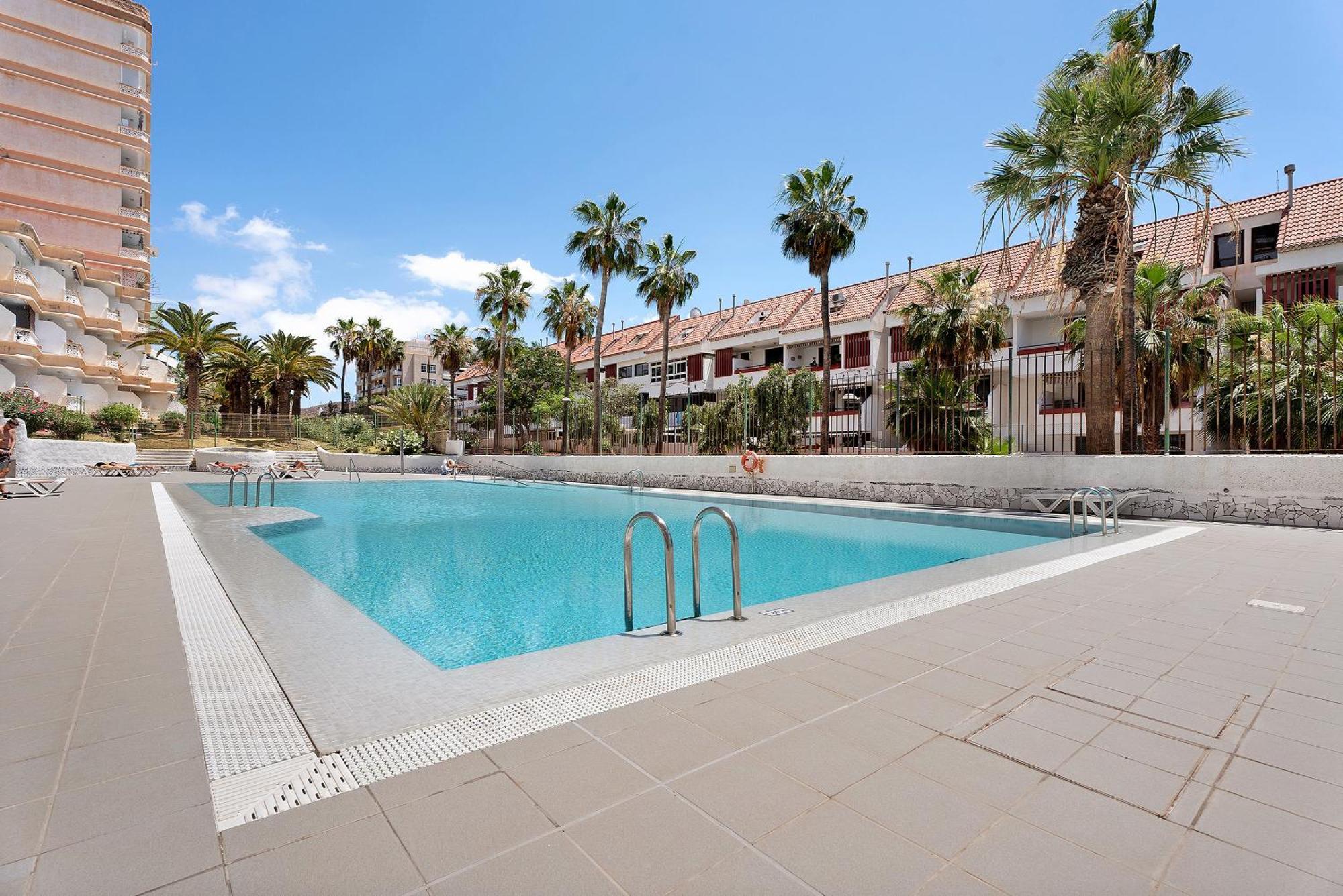 Apartamento Bonito Apto Playa Americas Aptos Playa Honda By Paramount Holidays